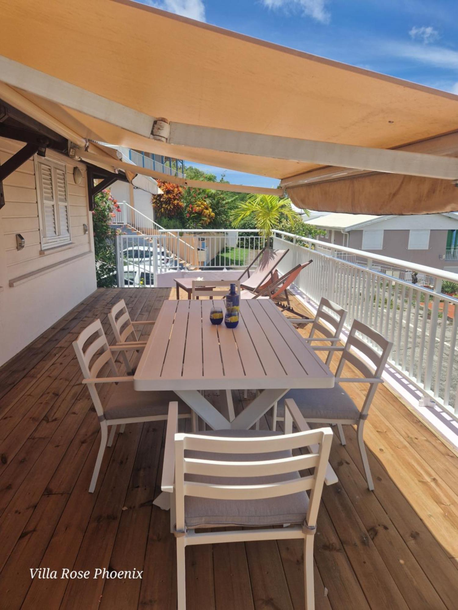 Rose Phoenix Rez-De-Jardin Piscine Et Vue Mer Les Anses-d'Arlets Exterior foto